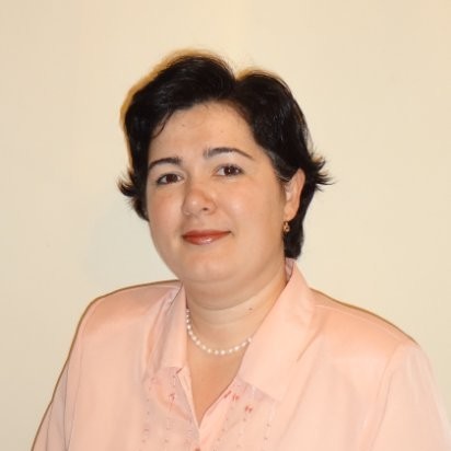 Dr. Cristina Muntean portrait